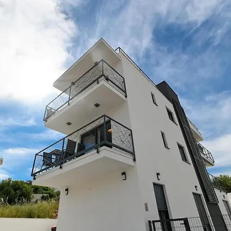 Bonaca Apartment